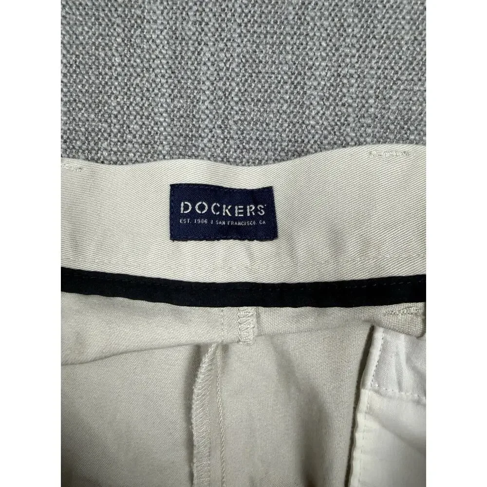 Dockers men’s pleated
